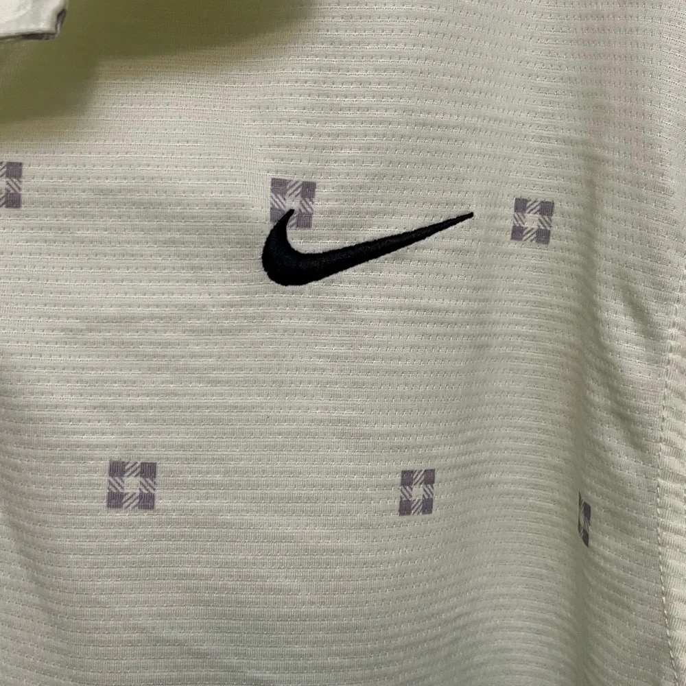 Nike‎ Dry Fit Men’s Light Greenish Yellow Polo Shirt Casual Soft Fabric XL